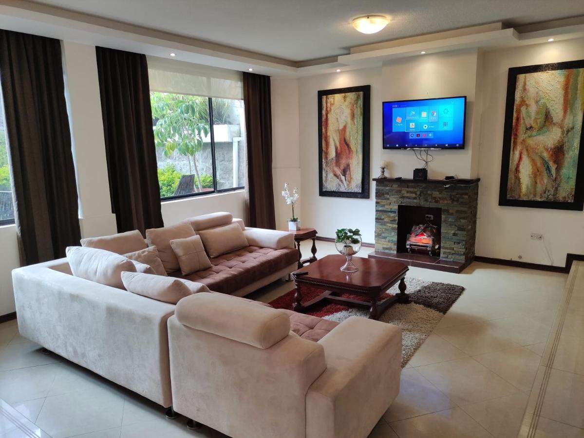 Hospedaje En Quito Norte, Apartamento & Suite Independientes Eksteriør bilde