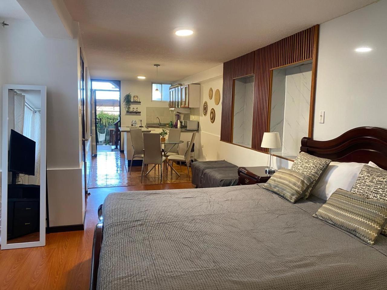 Hospedaje En Quito Norte, Apartamento & Suite Independientes Eksteriør bilde